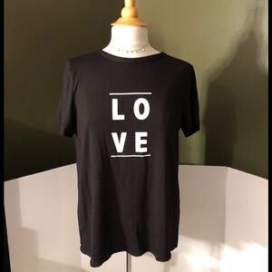 🆕Thread Times Black LOVE T-Shirt Size M
